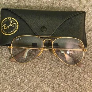 Ray Ban RB3689 Evolve Aviator photochromatic Gold frames Small size 55-14-140